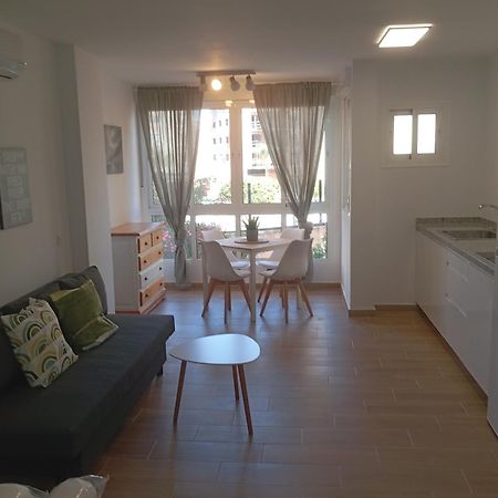 Apartamento Veramar En ฟูเอนฮิโรลา ภายนอก รูปภาพ
